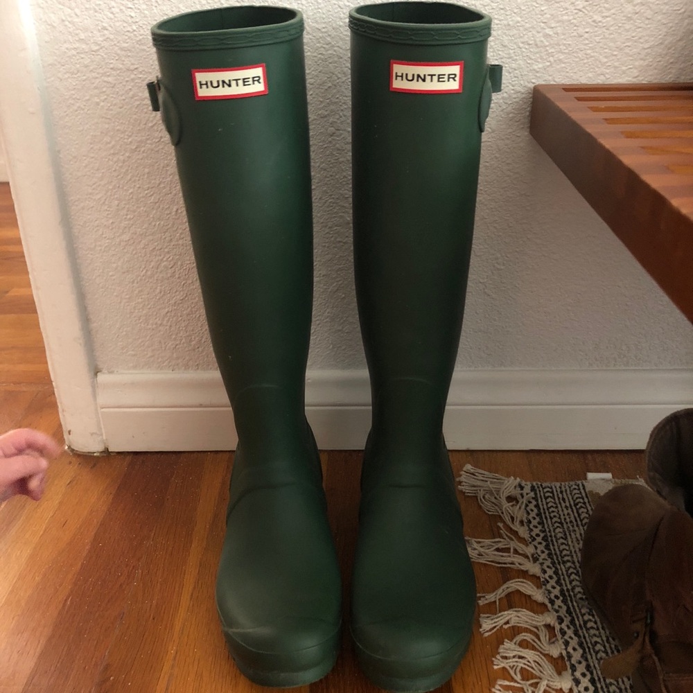 Hunter boots size 8